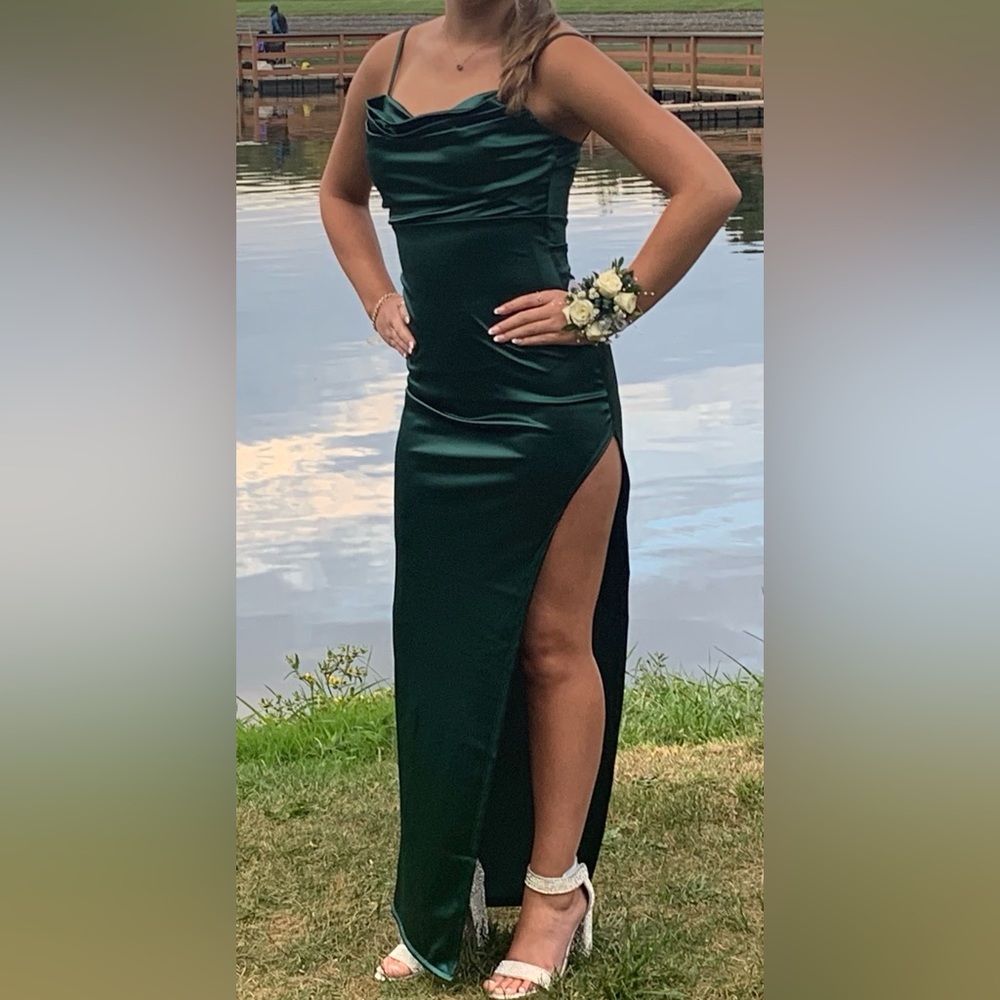 Hunter green long dress with slit (prom, homecoming, winter formal) Size M
